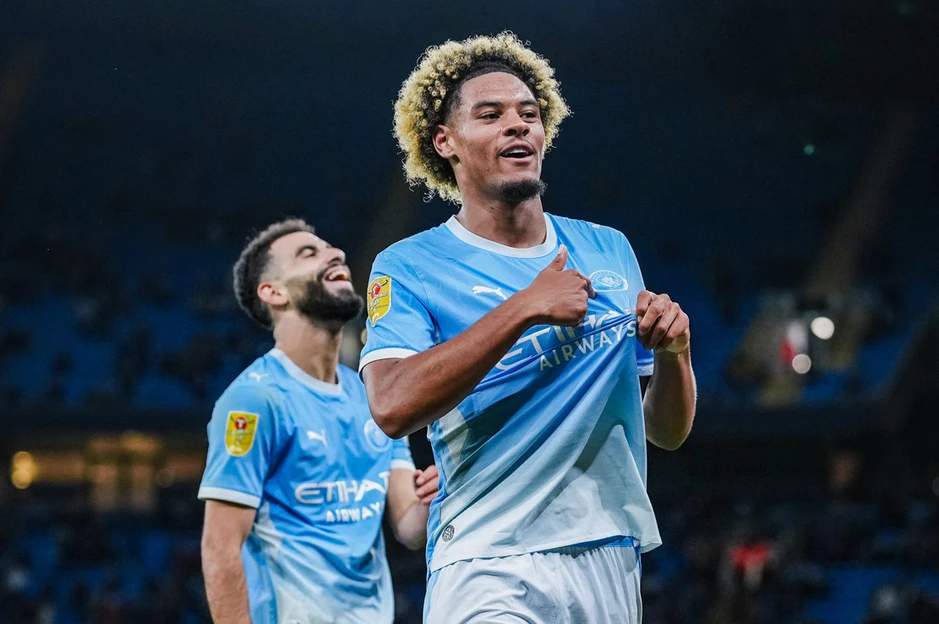 Cầu thủ 17 tuổi rực sáng, Man City đại thắng '5 sao' Cầu thủ 17 tuổi rực sáng, Man City đại thắng '5 sao'