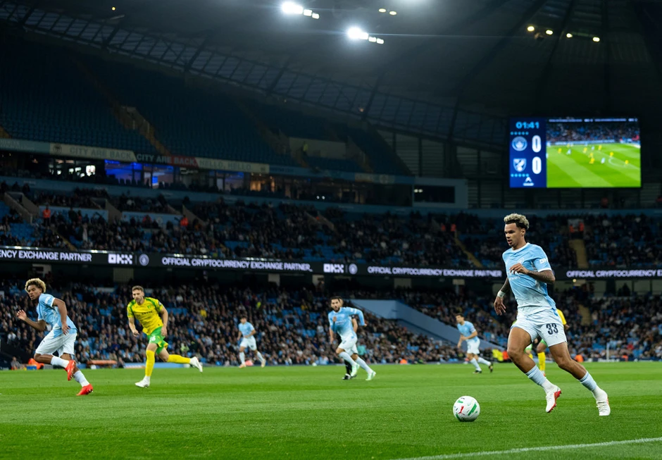 Cầu thủ 17 tuổi rực sáng, Man City đại thắng '5 sao' Cầu thủ 17 tuổi rực sáng, Man City đại thắng '5 sao'
