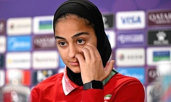 Cầu thủ Iran: 'Chúng tôi chỉ mong đất nước mạnh mẽ tồn tại'