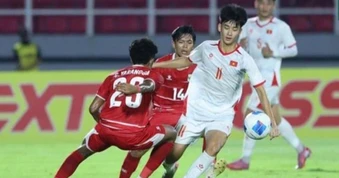 CĐV Indonesia phản ứng mạnh khi đội nhà “đổ bê tông” trước U17 Việt Nam