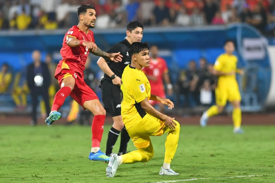 CĐV Thái Lan phản ứng khi tuyển Việt Nam có hai cầu thủ gốc Brazil CĐV Thái Lan phản ứng khi tuyển Việt Nam có hai cầu thủ gốc Brazil
