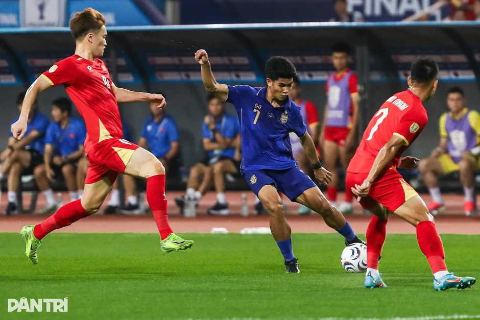 CĐV Thái Lan: "Không đá hỏng phạt đền, chúng ta đã vô địch ở Mỹ Đình" CĐV Thái Lan: "Không đá hỏng phạt đền, chúng ta đã vô địch ở Mỹ Đình"