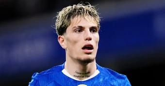Chelsea bán đứt 'ông kễnh' Garnacho, MU hưởng lợi