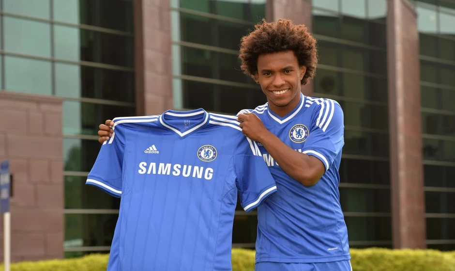 Chelsea bị phạt 10 triệu bảng, nhận án cấm chuyển nhượng treo Chelsea bị phạt 10 triệu bảng, nhận án cấm chuyển nhượng treo