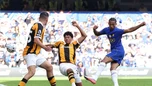 Chelsea suýt thua sốc trước đội bóng tân binh của Ngoại hạng Anh