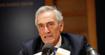 Chủ tịch LĐBĐ Italy từ chức sau thảm họa lỡ hẹn với World Cup