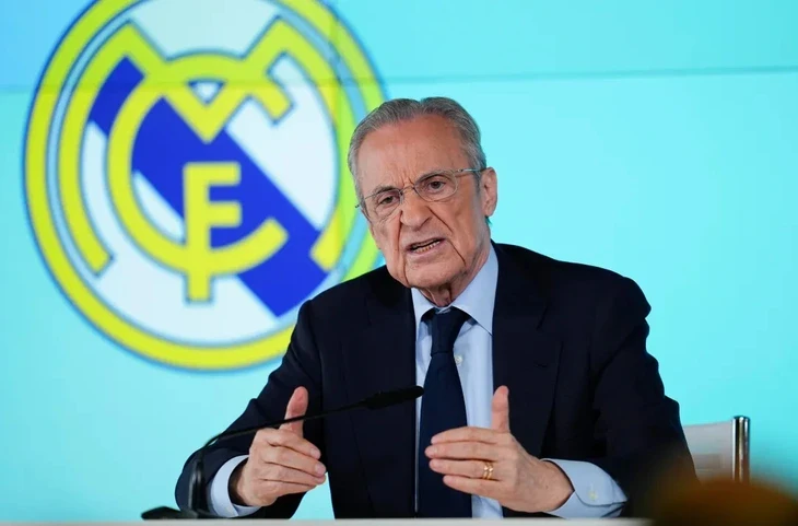 Chủ tịch Real Madrid tổ chức họp báo khẩn, đưa ra nhiều thông tin gây sốc Chủ tịch Real Madrid tổ chức họp báo khẩn, đưa ra nhiều thông tin gây sốc