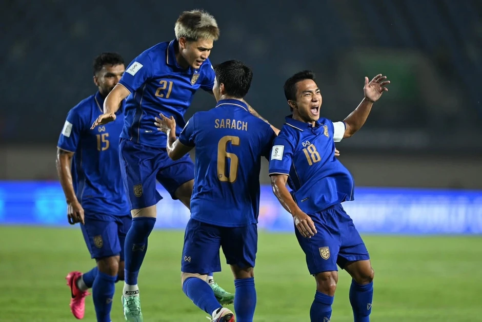 Chuyên gia Thái Lan: "Thắng tuyển Việt Nam kiểu này, chúng ta khó tiến xa" Chuyên gia Thái Lan: "Thắng tuyển Việt Nam kiểu này, chúng ta khó tiến xa"