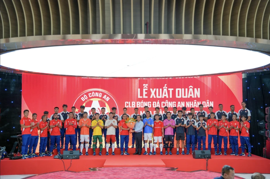 CLB Công an Nhân dân ra mắt loạt tân binh, phấn đấu thăng hạng V.League CLB Công an Nhân dân ra mắt loạt tân binh, phấn đấu thăng hạng V.League