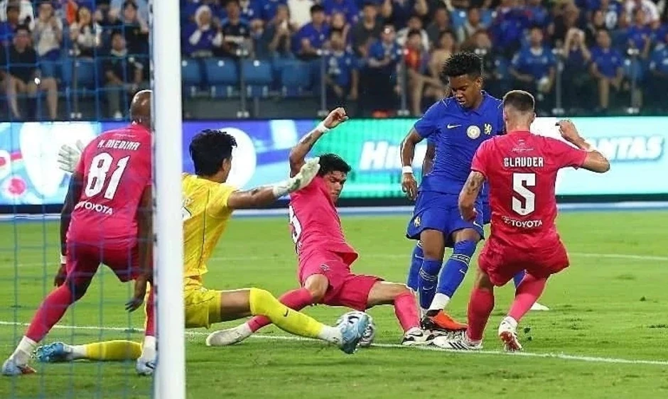 CLB Malaysia bỏ đá luân lưu với Chelsea CLB Malaysia bỏ đá luân lưu với Chelsea