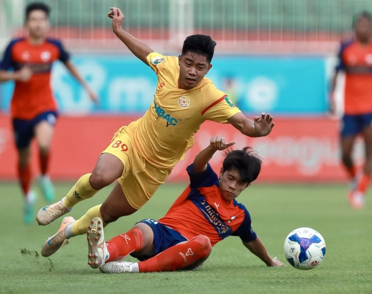 CLB Thanh Niên TP.HCM chìm sâu ở cuối bảng