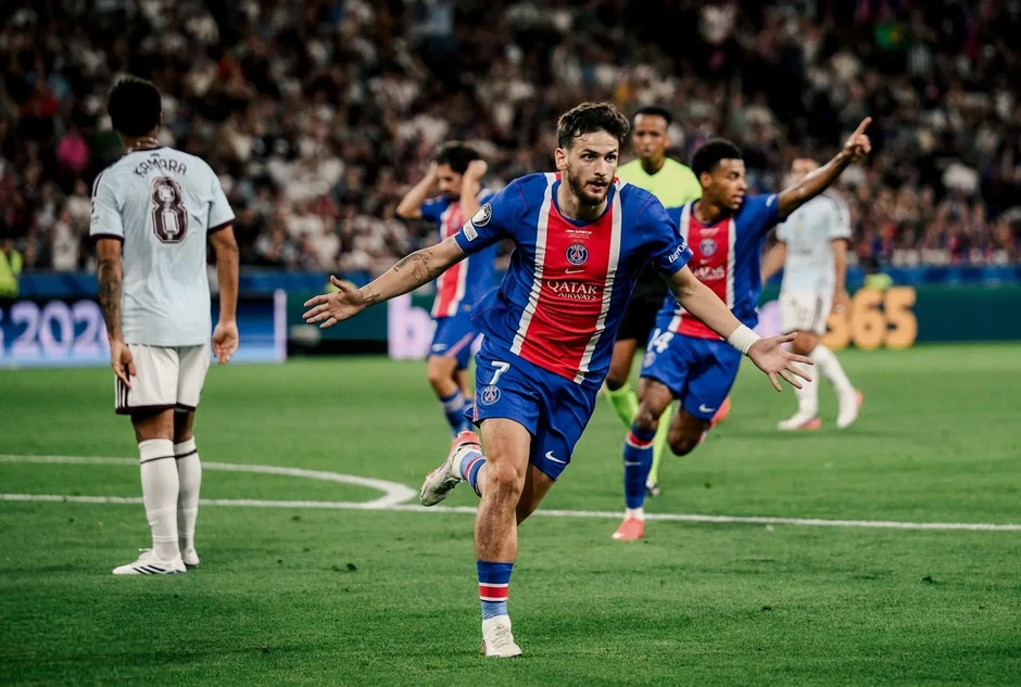 Đánh bại Aston Villa, PSG lần thứ hai giành Siêu Cúp châu Âu Đánh bại Aston Villa, PSG lần thứ hai giành Siêu Cúp châu Âu