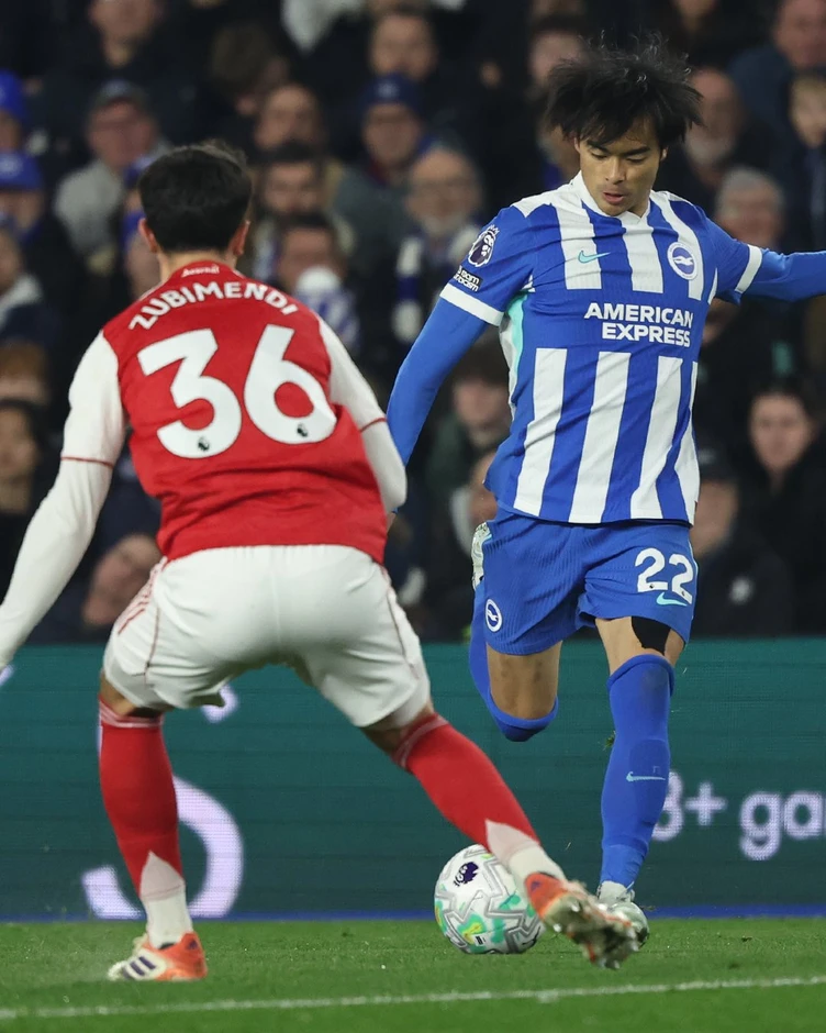 Đánh bại Brighton, Arsenal cho Man City 'ngửi khói' Đánh bại Brighton, Arsenal cho Man City 'ngửi khói'