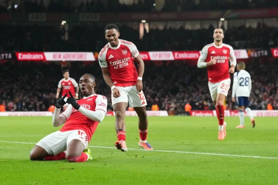 Dồn dập "đại chiến" ở vòng 1/8 Champions League? Dồn dập "đại chiến" ở vòng 1/8 Champions League?