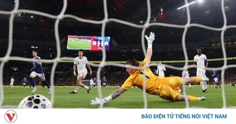 ĐT Nhật Bản tạo nên dấu mốc đặc biệt cho bóng đá châu Á