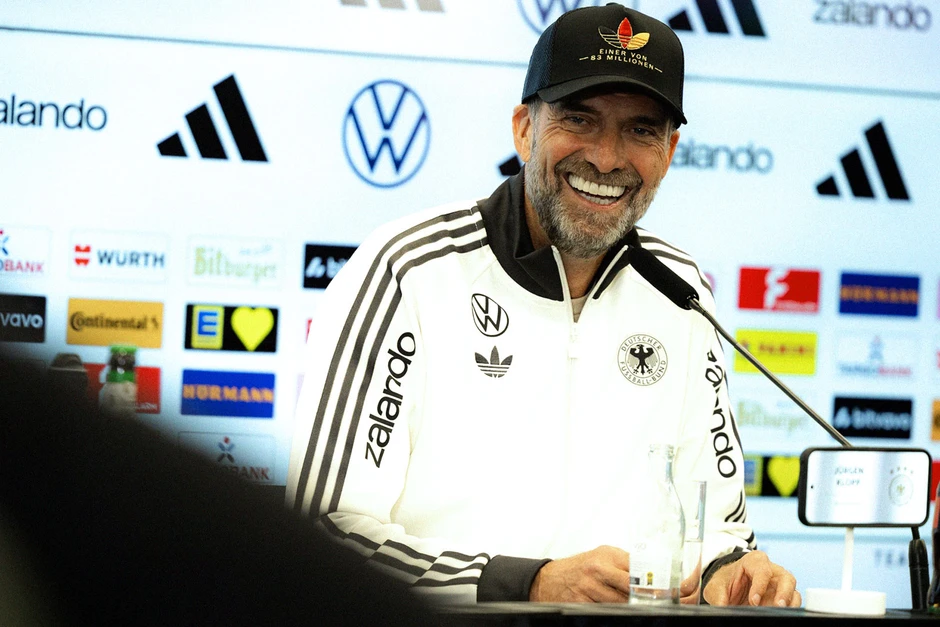 Đức đấu Hà Lan: Jurgen Klopp thắp ngọn lửa cho Cỗ xe tăng Đức đấu Hà Lan: Jurgen Klopp thắp ngọn lửa cho Cỗ xe tăng