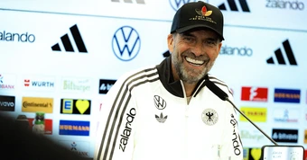 Đức đấu Hà Lan: Jurgen Klopp thắp ngọn lửa cho Cỗ xe tăng
