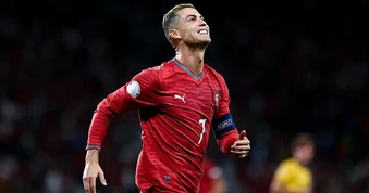 Đức hòa Hà Lan, Ronaldo nhạt nhòa trong ngày Bồ Đào Nha thắng Wales