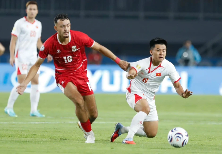 ESPN ca ngợi tài cầm quân của HLV Kim Sang-sik: Việt Nam đã khiến Indonesia choáng váng ESPN ca ngợi tài cầm quân của HLV Kim Sang-sik: Việt Nam đã khiến Indonesia choáng váng
