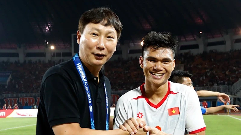 ESPN ca ngợi tài cầm quân của HLV Kim Sang-sik: Việt Nam đã khiến Indonesia choáng váng ESPN ca ngợi tài cầm quân của HLV Kim Sang-sik: Việt Nam đã khiến Indonesia choáng váng
