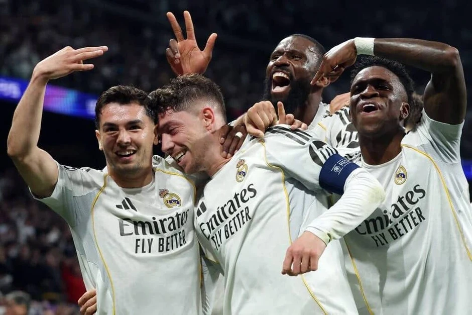 Federico Valverde: Từ nghe lời vợ đến màn hủy diệt khiến Man City nhớ mãi Federico Valverde: Từ nghe lời vợ đến màn hủy diệt khiến Man City nhớ mãi
