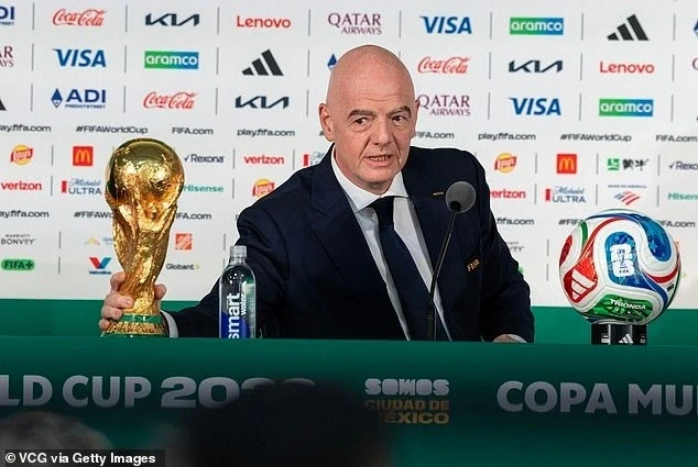 FIFA lên án kế hoạch lật đổ Chủ tịch Gianni Infantino từ UEFA FIFA lên án kế hoạch lật đổ Chủ tịch Gianni Infantino từ UEFA