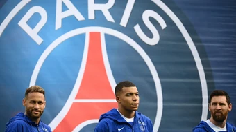 FIFA: Mọi hợp đồng cầu thủ đều cần điều khoản giải phóng