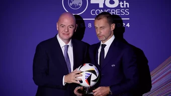 FIFA phản bác chiến dịch 'hạ uy tín' Chủ tịch Infantino