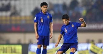 FIFA: "Cú sút xa tuyệt đẹp giúp Thái Lan thắng tuyển Việt Nam"