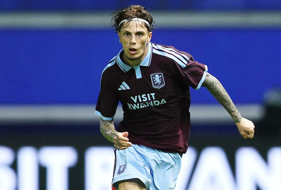 Garnacho gặp họa lớn ngay khi cập bến Aston Villa Garnacho gặp họa lớn ngay khi cập bến Aston Villa