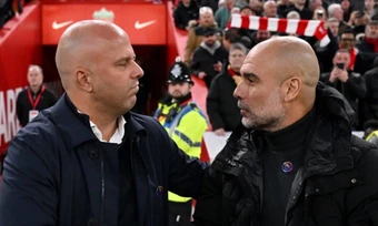 Guardiolda: 'Liverpool luôn là đối thủ lớn nhất của Man City'