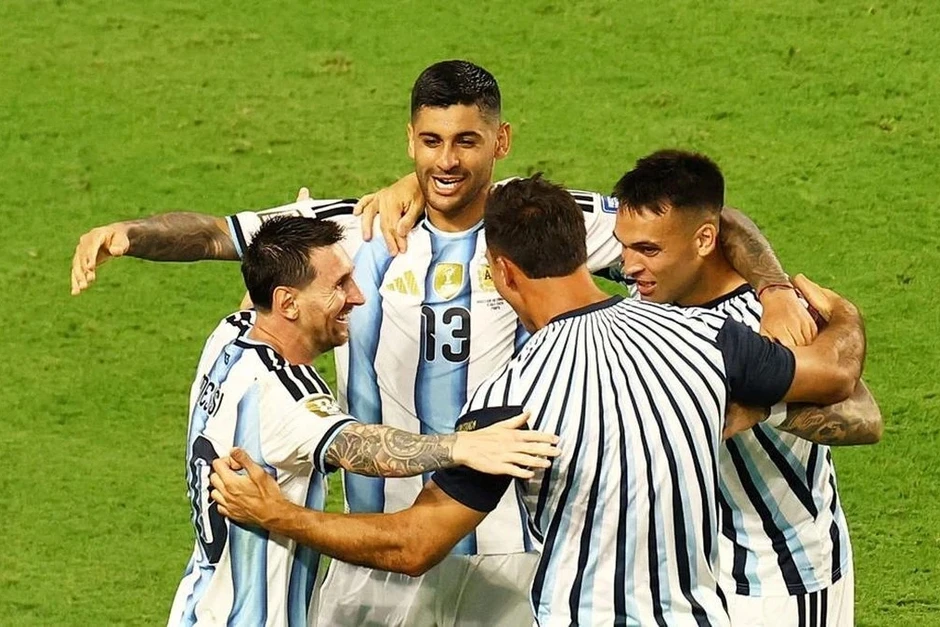 Harry Kane áp sát Messi, Mbappe, Haaland ở cuộc đua Vua phá lưới World Cup Harry Kane áp sát Messi, Mbappe, Haaland ở cuộc đua Vua phá lưới World Cup