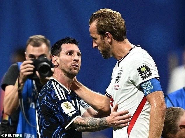 Harry Kane lập kỷ lục trong ngày tuyển Anh ngã gục trước Argentina Harry Kane lập kỷ lục trong ngày tuyển Anh ngã gục trước Argentina