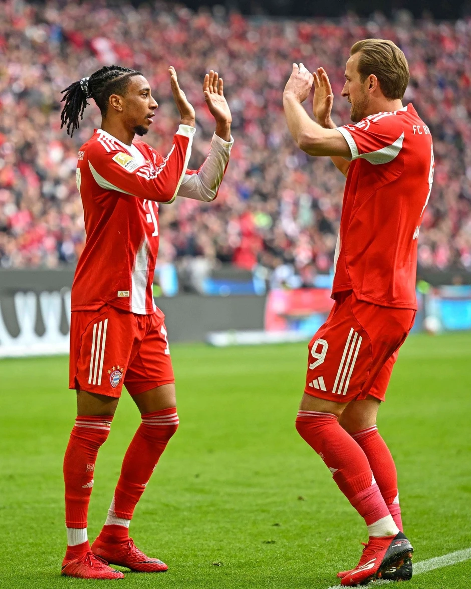 Harry Kane tỏa sáng, Bayern Munich tiến sát ngôi vô địch Harry Kane tỏa sáng, Bayern Munich tiến sát ngôi vô địch