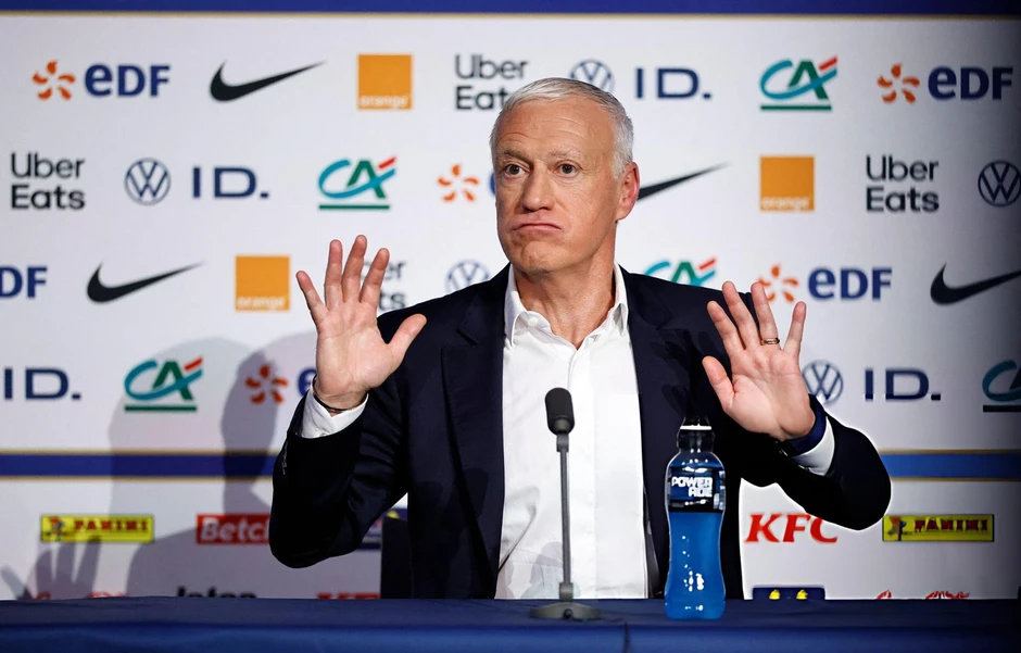 HLV Deschamps gạch tên Camavinga khỏi tuyển Pháp dự World Cup 2026