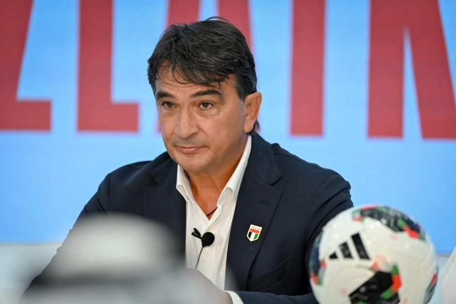 HLV Kim Sang Sik và ĐT Việt Nam so tài HLV đẳng cấp thế giới sau ASEAN Cup 2026 HLV Kim Sang Sik và ĐT Việt Nam so tài HLV đẳng cấp thế giới sau ASEAN Cup 2026