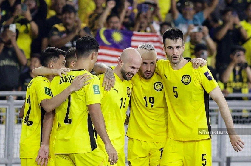 HLV Malaysia bất ngờ loại cầu thủ nhập tịch khi tái đấu tuyển Việt Nam HLV Malaysia bất ngờ loại cầu thủ nhập tịch khi tái đấu tuyển Việt Nam