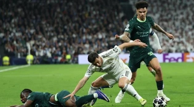 HLV Pep Guardiola mơ về màn ngược dòng thần kỳ trước Real Madrid HLV Pep Guardiola mơ về màn ngược dòng thần kỳ trước Real Madrid