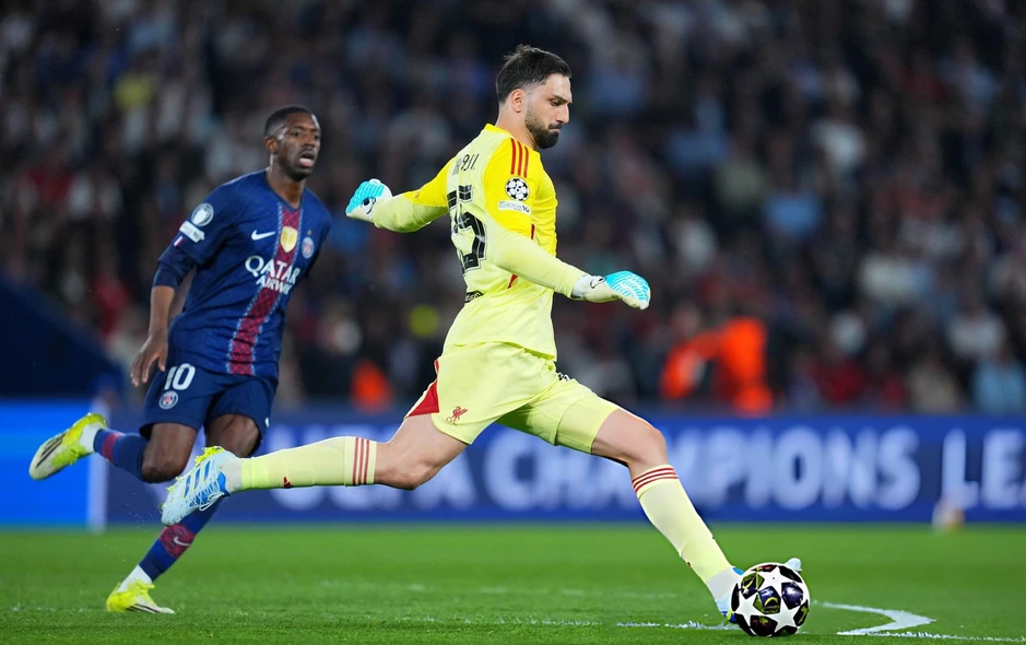 HLV Slot thừa nhận Liverpool may mắn sau trận thua toàn diện PSG HLV Slot thừa nhận Liverpool may mắn sau trận thua toàn diện PSG
