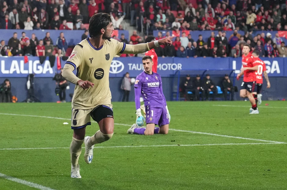 Hơn Real Madrid 14 điểm, Barcelona tiến gần ngôi vô địch La Liga
