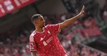 Isak vô duyên, Liverpool gây thất vọng lớn