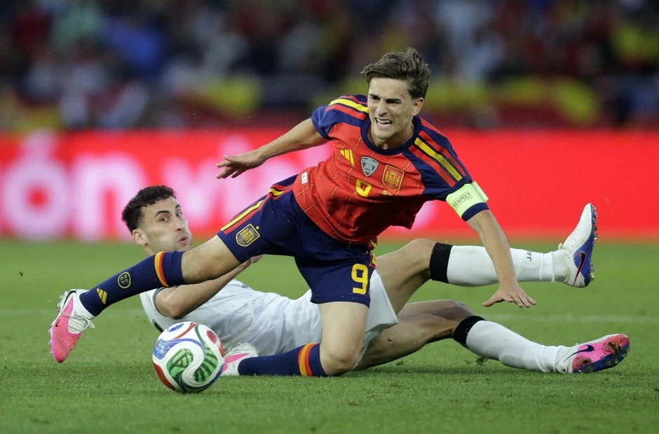 Kết quả bóng đá hôm nay 5/6: Tây Ban Nha, Pháp gây thất vọng trước World Cup Kết quả bóng đá hôm nay 5/6: Tây Ban Nha, Pháp gây thất vọng trước World Cup