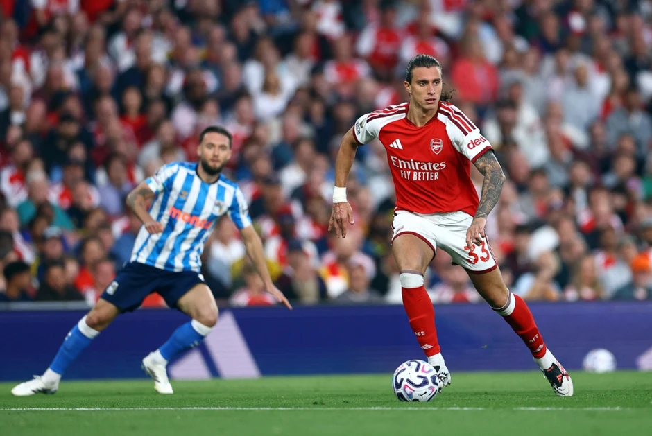 Kết quả ngoại hạng Anh hôm nay 22/8: Arsenal thắng dễ trong trận mở màn mùa giải Kết quả ngoại hạng Anh hôm nay 22/8: Arsenal thắng dễ trong trận mở màn mùa giải