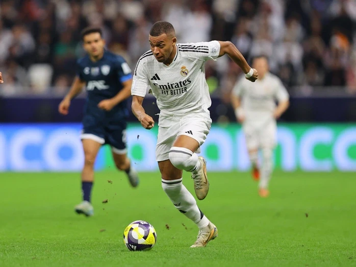Khủng hoảng bủa vây Real Madrid sau hai cú sốc thất bại liên tiếp Khủng hoảng bủa vây Real Madrid sau hai cú sốc thất bại liên tiếp