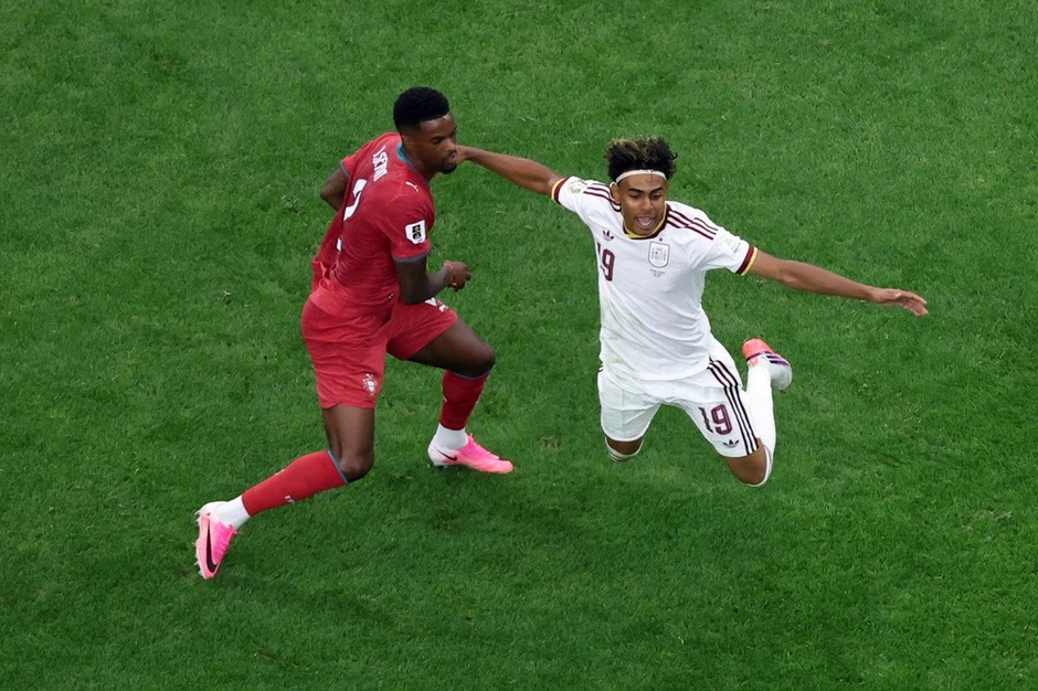 Lamine Yamal ở đâu khi Messi, Mbappe, Haaland thay nhau tỏa sáng? Lamine Yamal ở đâu khi Messi, Mbappe, Haaland thay nhau tỏa sáng?