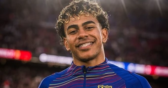 Lamine Yamal tiết lộ điều ‘bức bối’ sau hat-trick cho Barca