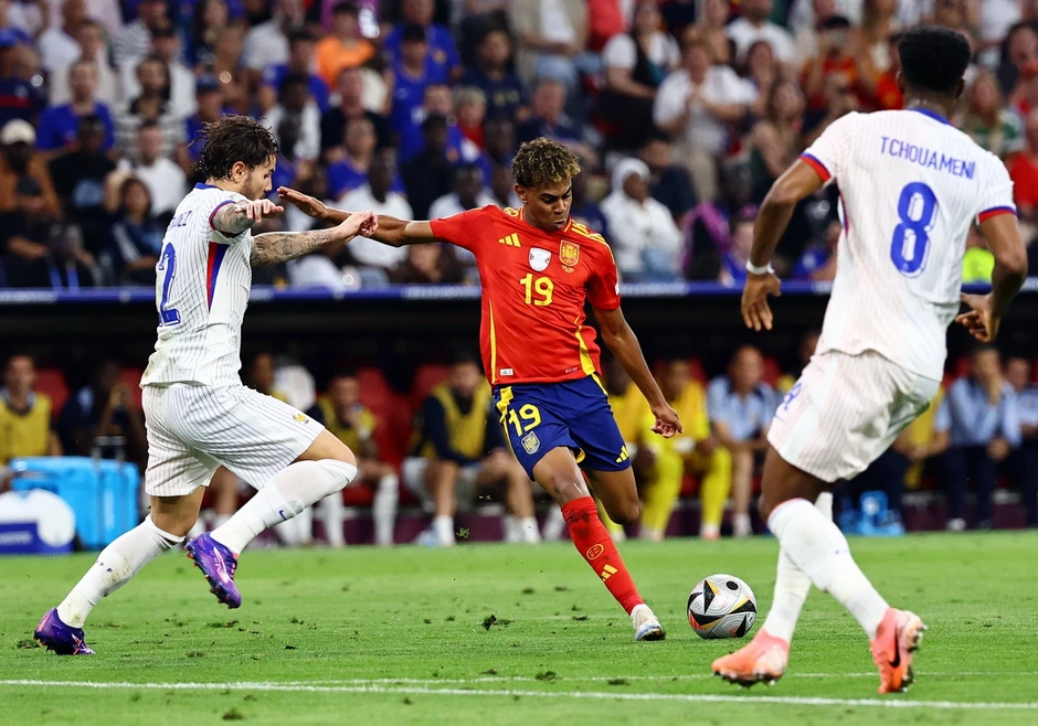 Lịch sử đối đầu Pháp - Tây Ban Nha: Dấu ấn huyền thoại Platini, Zidane Lịch sử đối đầu Pháp - Tây Ban Nha: Dấu ấn huyền thoại Platini, Zidane