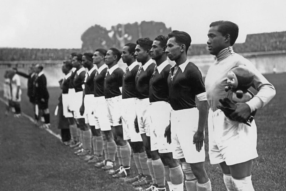 Lịch sử World Cup 1938: Chuyện ít biết về đội Đông Nam Á duy nhất từng dự ngày hội bóng đá thế giới Lịch sử World Cup 1938: Chuyện ít biết về đội Đông Nam Á duy nhất từng dự ngày hội bóng đá thế giới