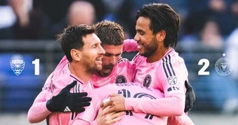 Lionel Messi ghi bàn đẳng cấp, áp sát cột mốc 900 bàn thắng