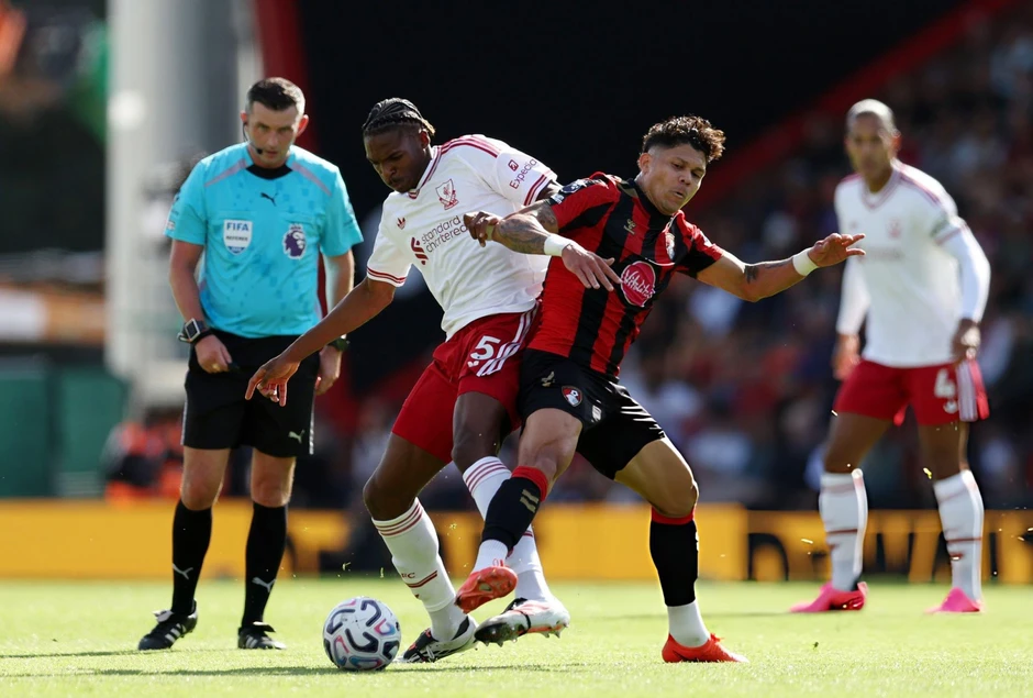 Liverpool thắng Bournemouth, HLV Iraola tiếp tục mạch bất bại Liverpool thắng Bournemouth, HLV Iraola tiếp tục mạch bất bại